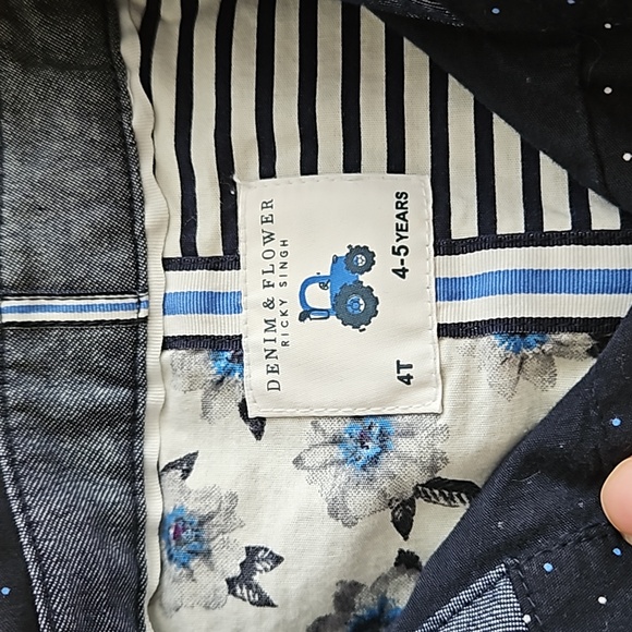 Toddler Boys 4T Short Sleeve Button-up Shirt - Picture 2 of 3